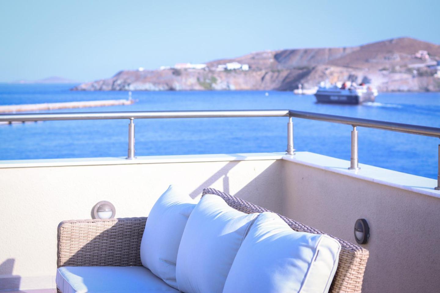 Emilia Suites Ερμούπολη Εξωτερικό φωτογραφία
