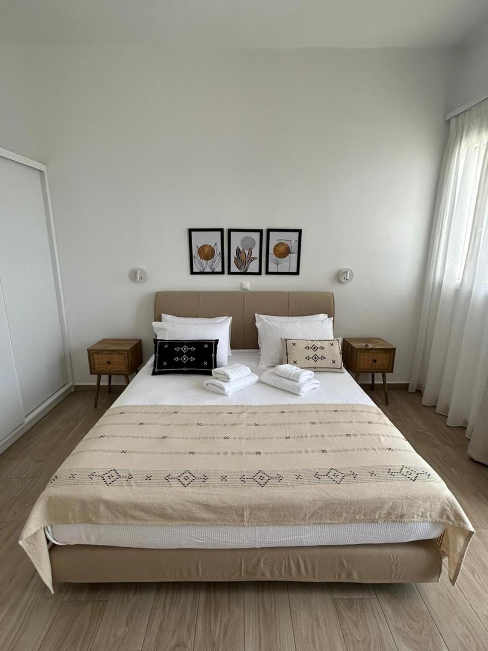 Emilia Suites Ερμούπολη Εξωτερικό φωτογραφία